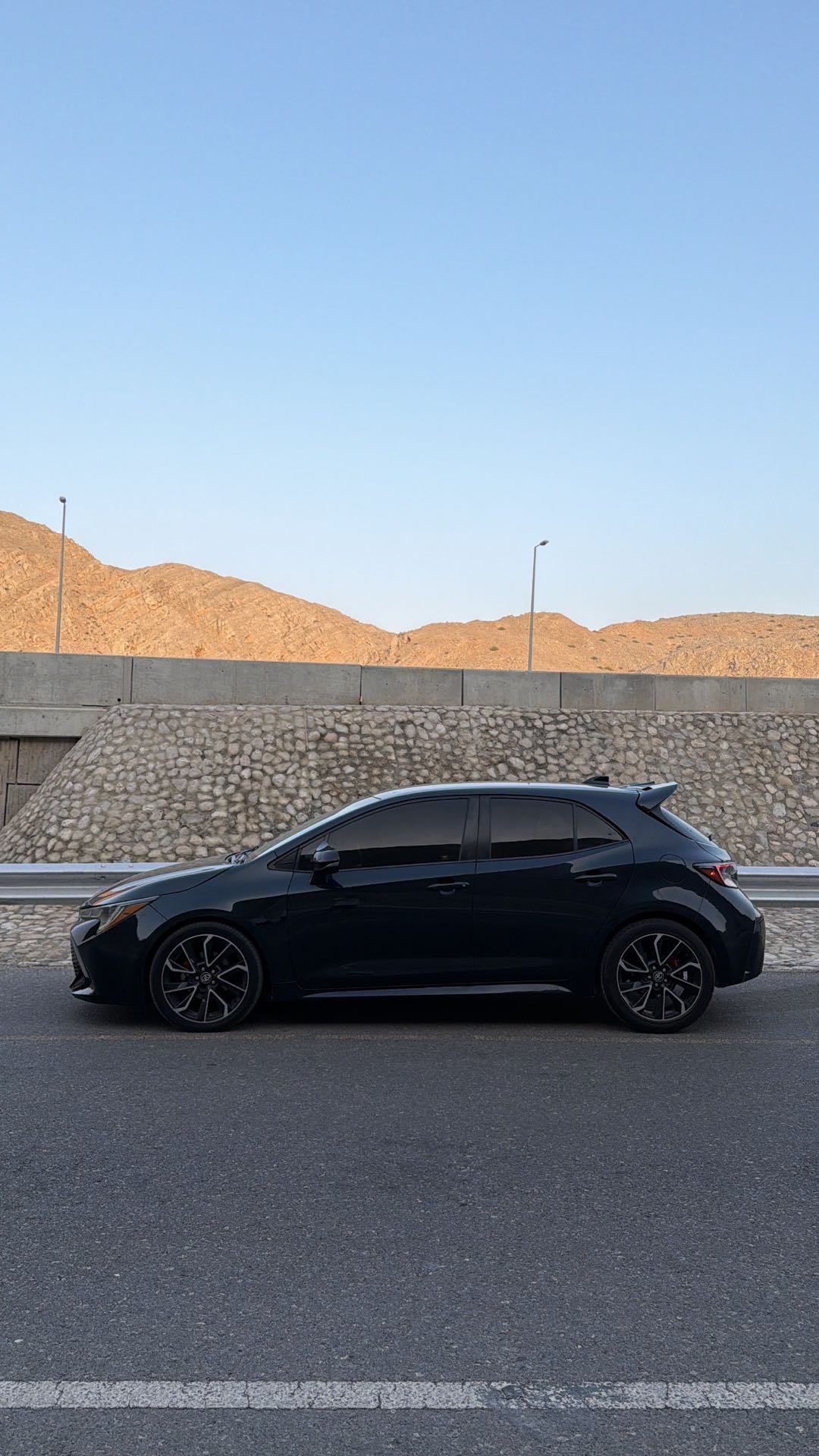 Car Image 2019 TOYOTA COROLLA SE