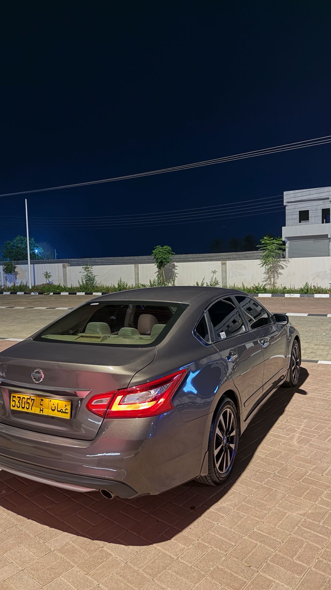 Car Image 2017 NISSAN ALTIMA SV