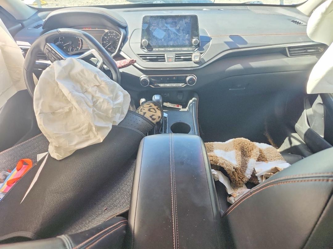 Car Image 2019 NISSAN ALTIMA