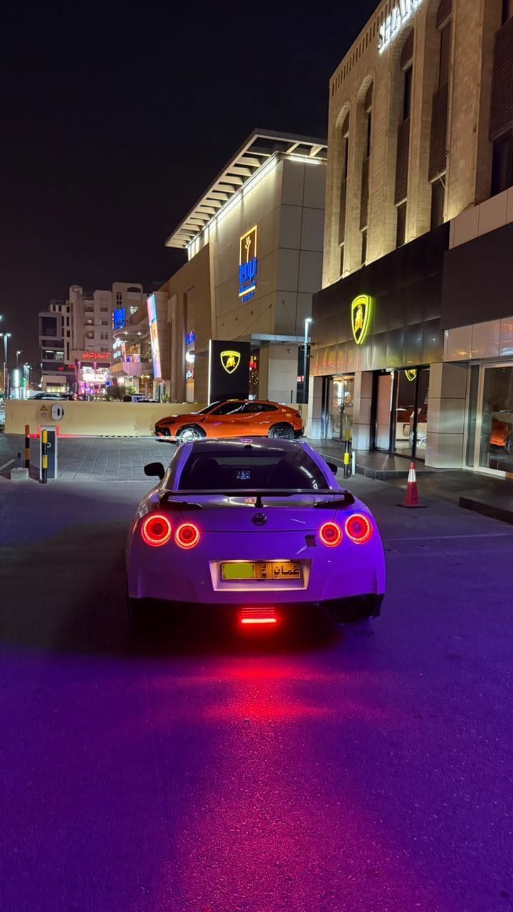 NISSAN GT-R 2016