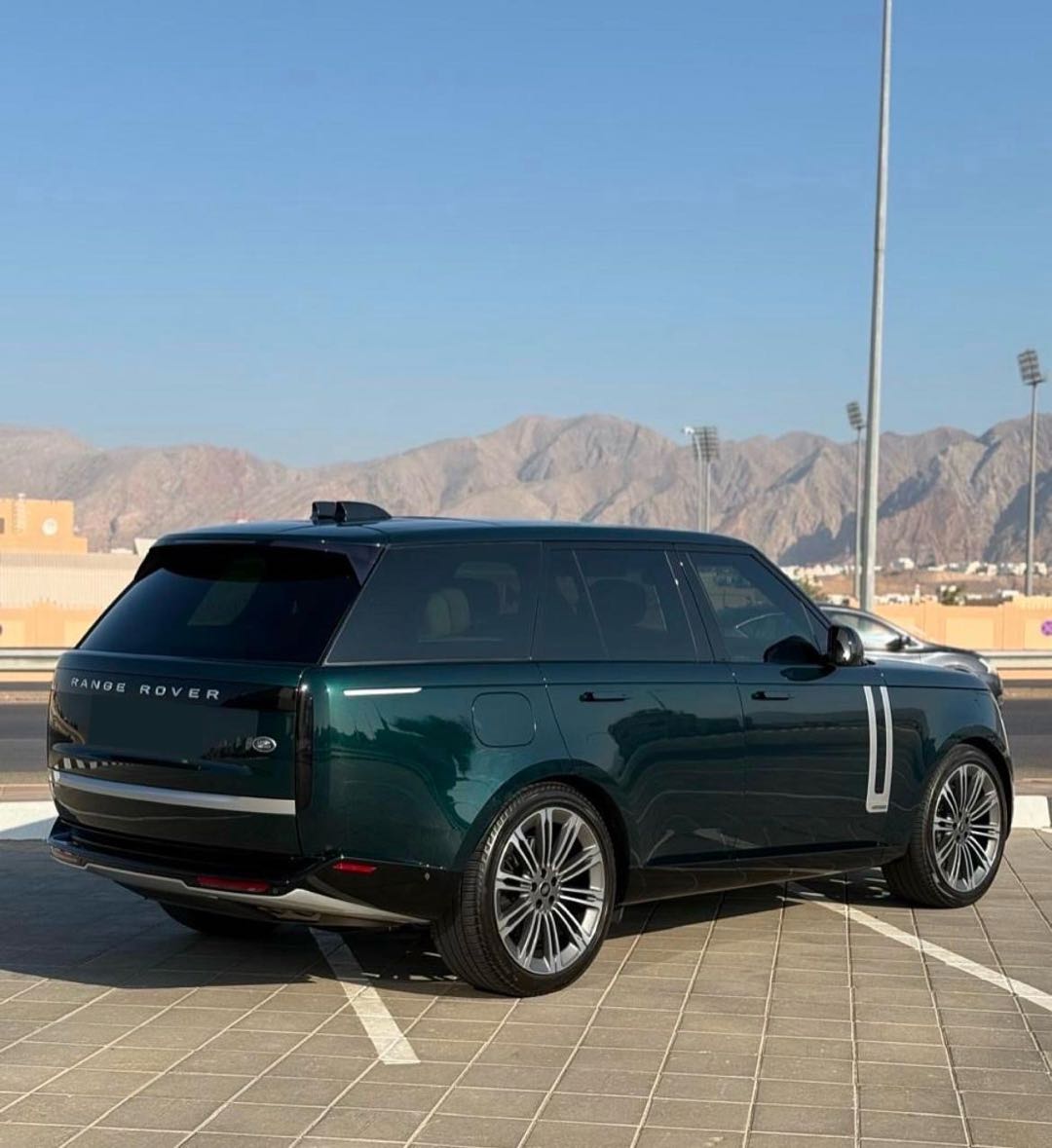 LAND ROVER VOGUE 2024