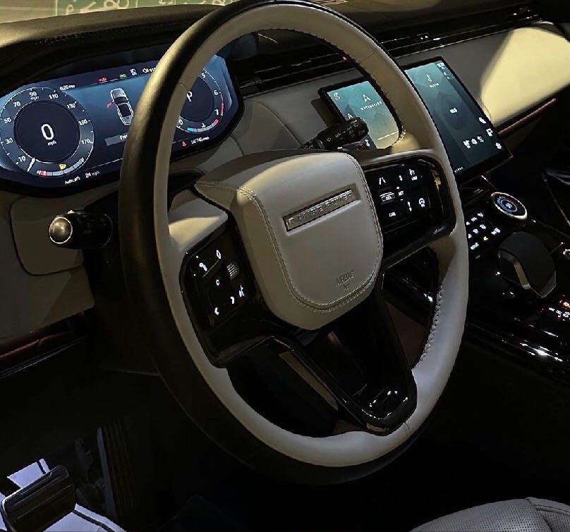 LAND ROVER SPORT 2024