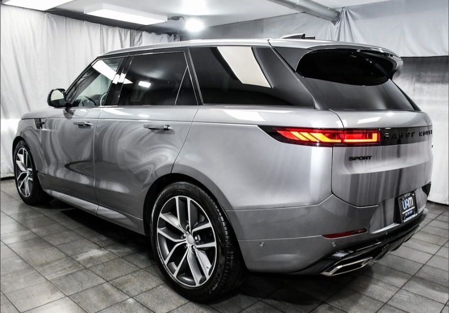 LAND ROVER SPORT 2024