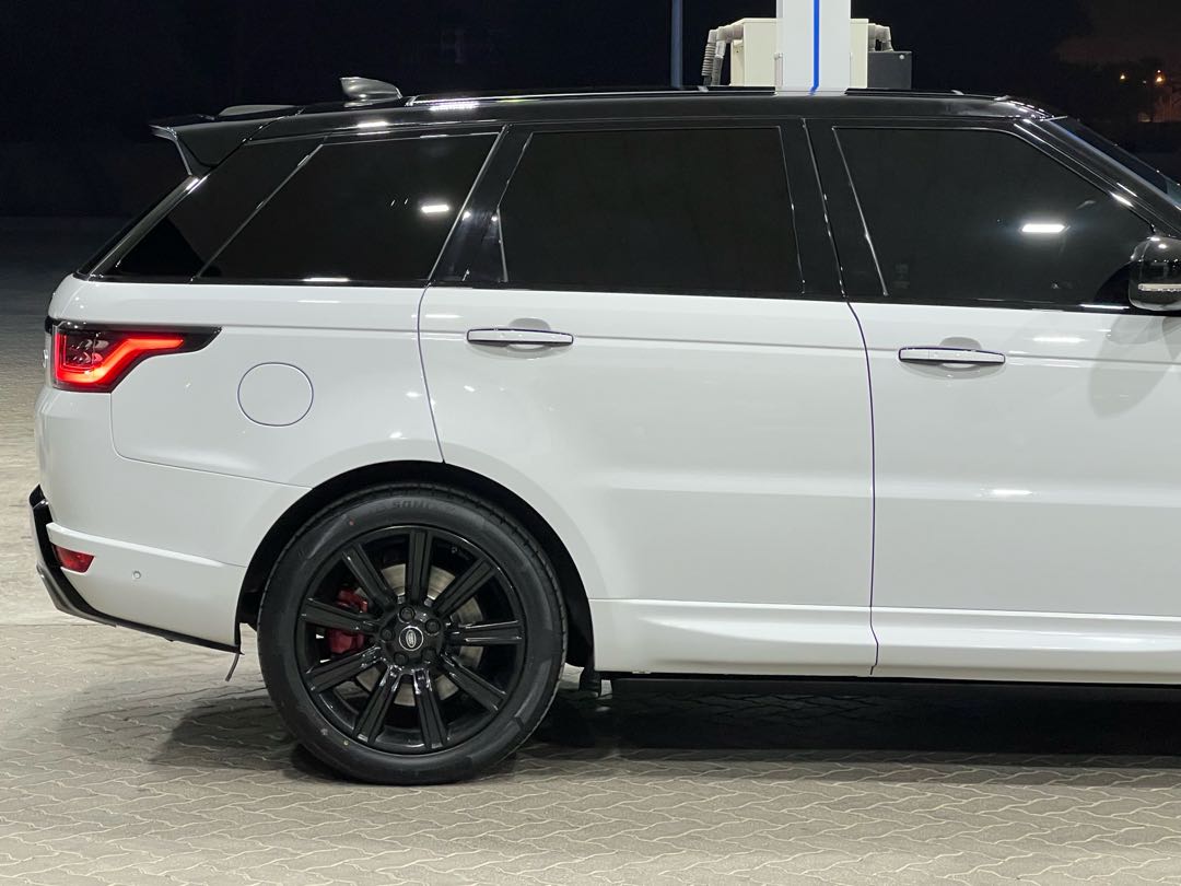 Car Image 2019 LAND ROVER SPORT Supercharged