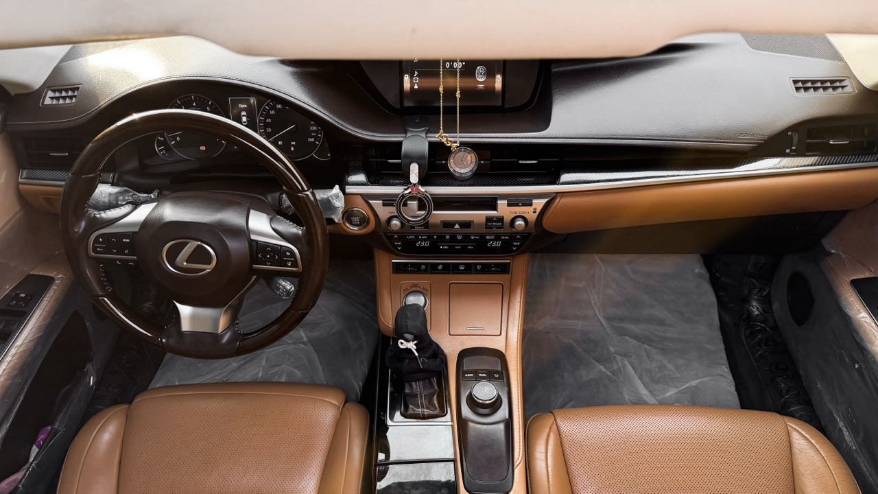 Car Image 2017 LEXUS ES 350