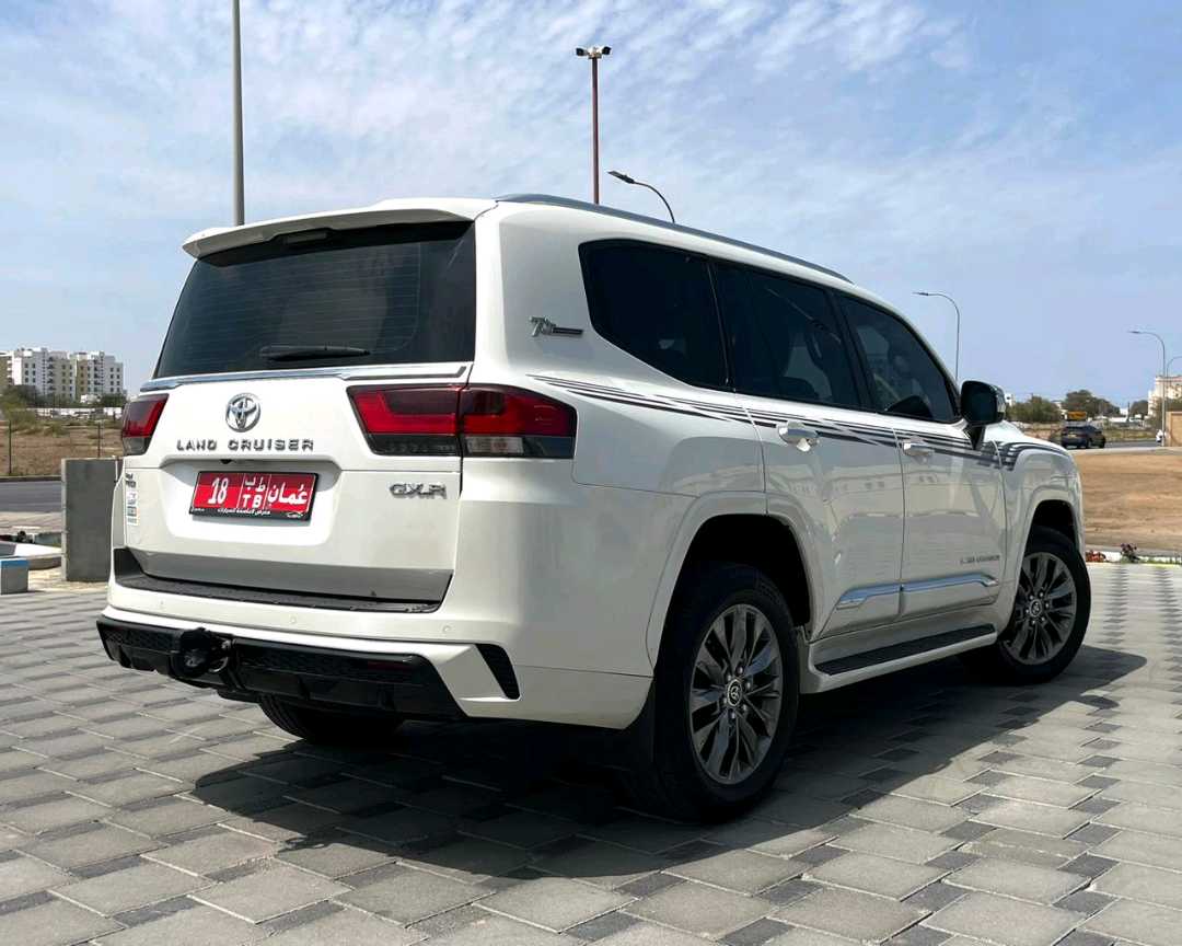 TOYOTA LAND CRUISER 2025