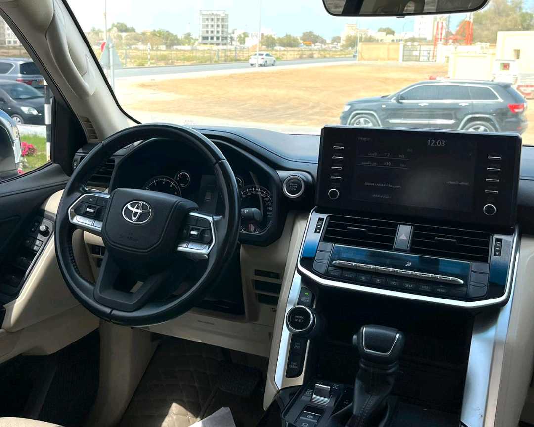 TOYOTA LAND CRUISER 2025