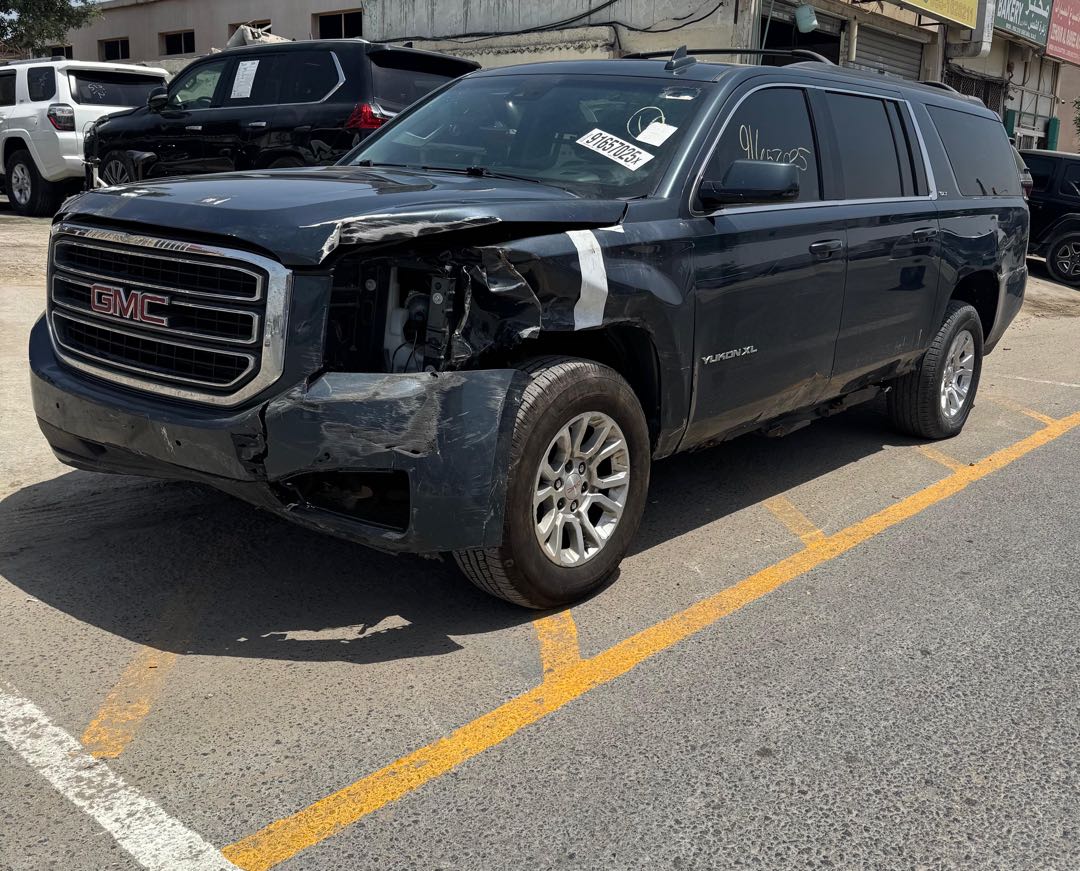 Car Image 2019 GMC YUKON