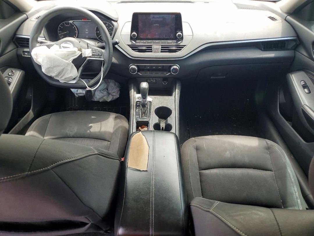 Car Image 2019 NISSAN ALTIMA