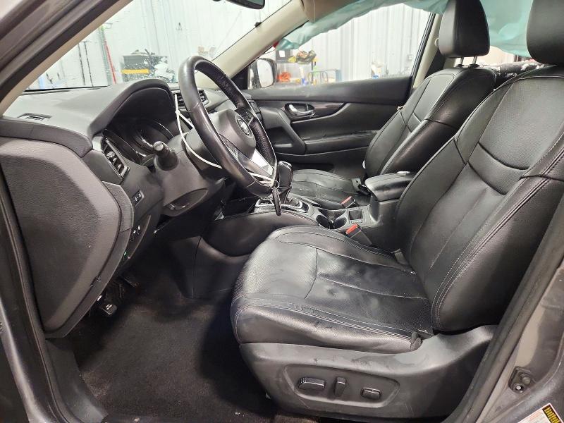 Car Image 2018 NISSAN ROGUE
