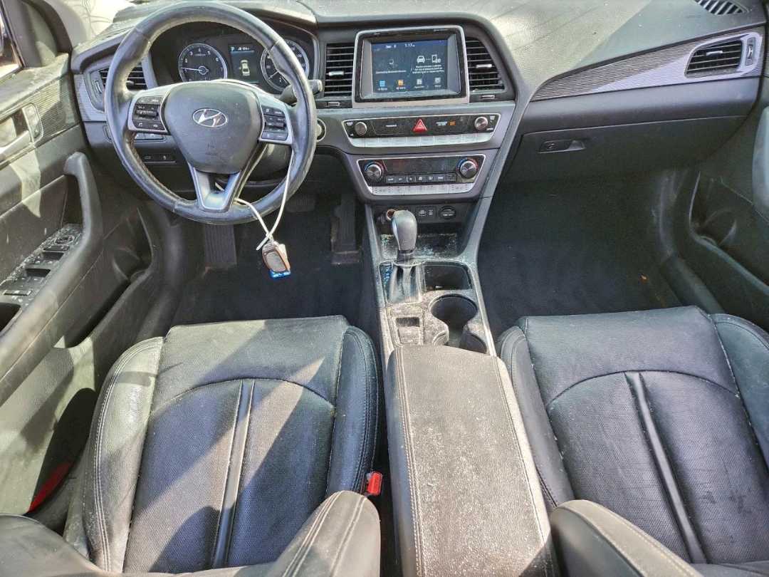 Car Image 2019 HYUNDAI SONATA