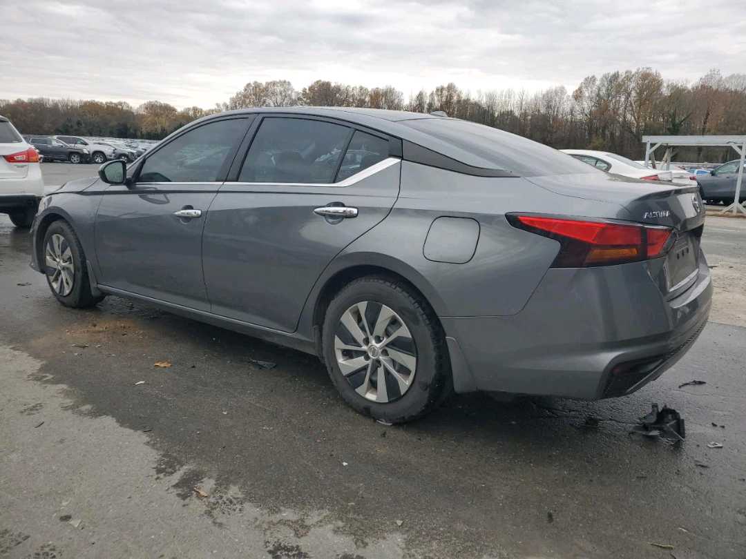 Car Image 2019 NISSAN ALTIMA