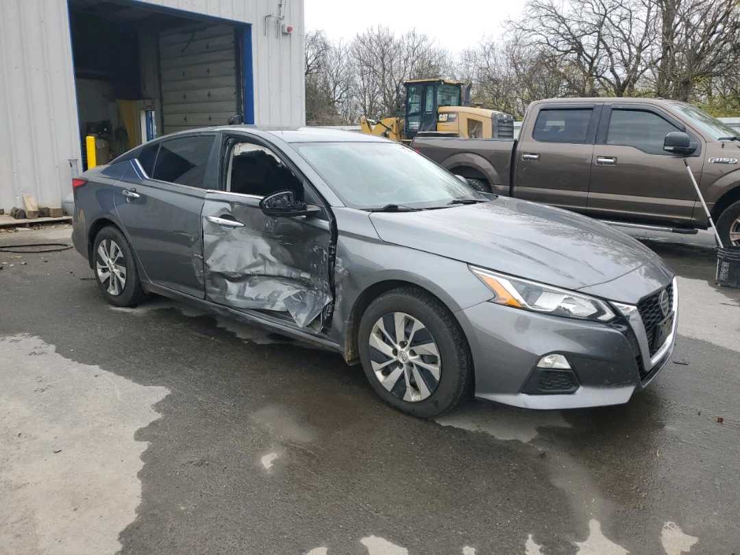 Car Image 2019 NISSAN ALTIMA