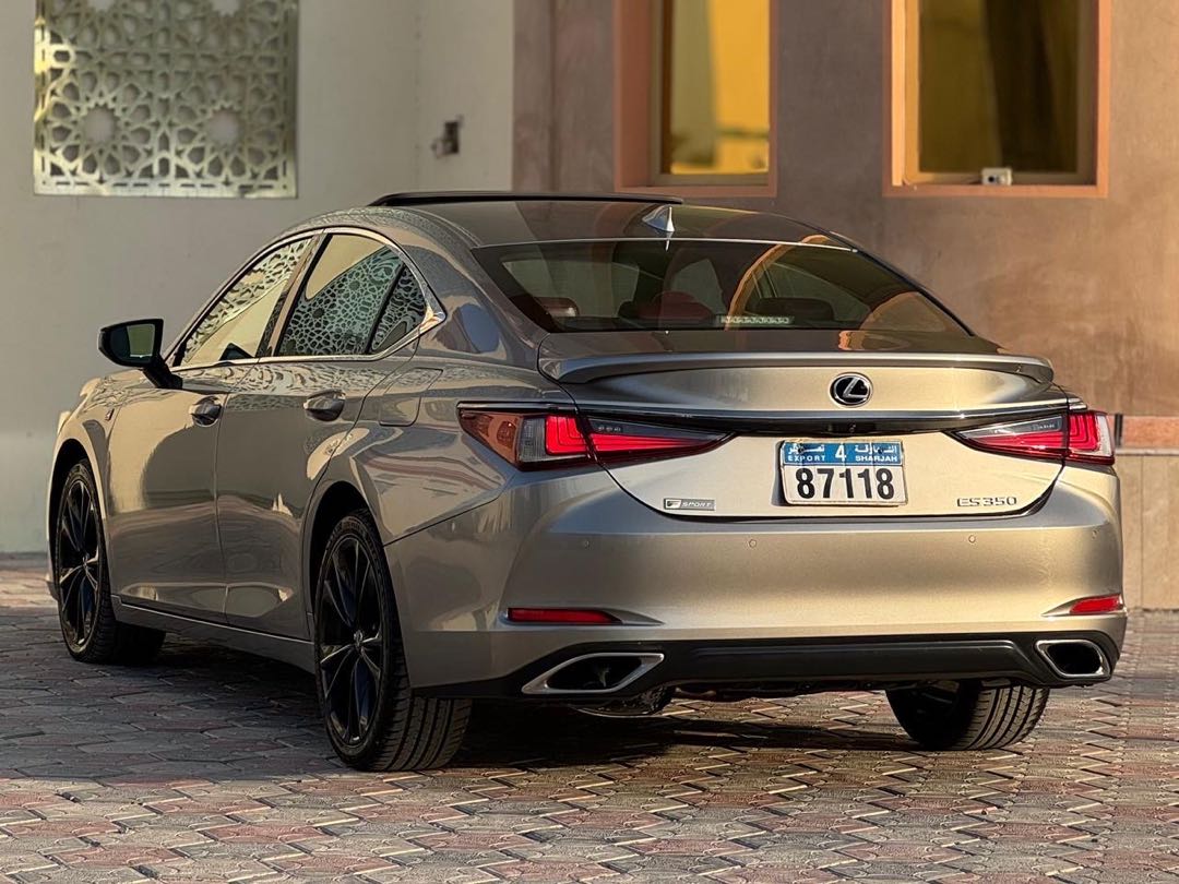 Car Image 2019 LEXUS ES F-sport