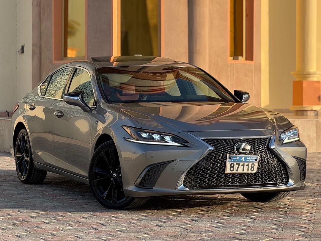 Car Image 2019 LEXUS ES F-sport