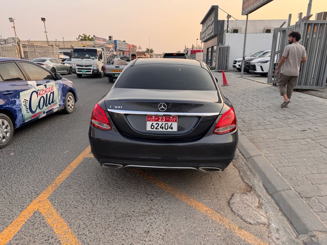 Car Image 2015 MERCEDES C Class