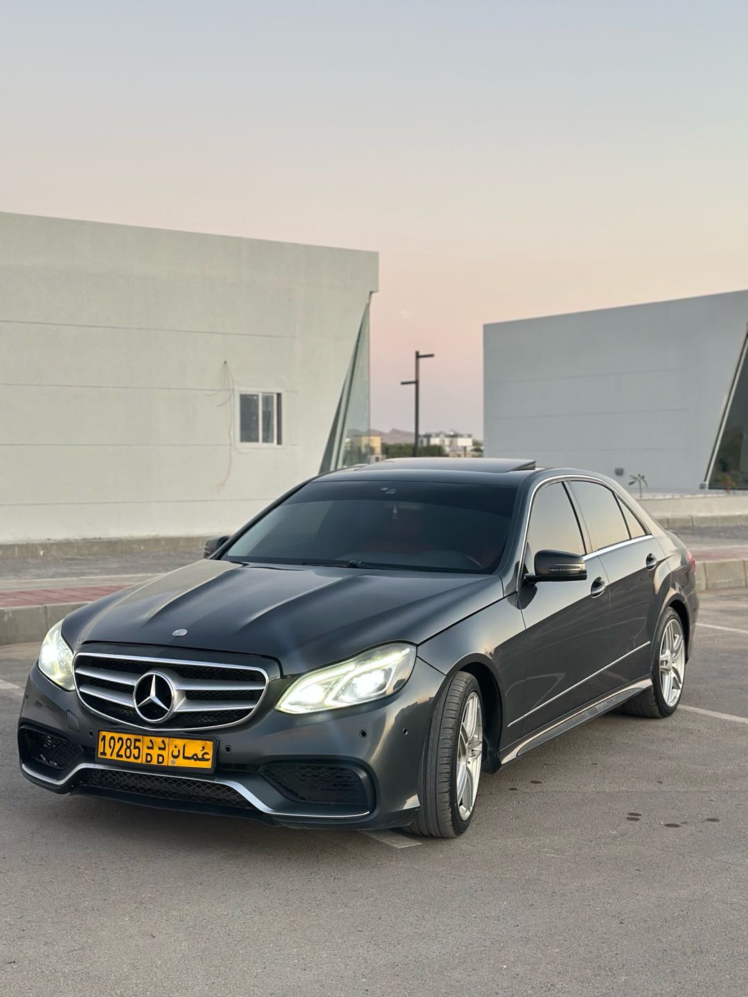 Car Image 2012 MERCEDES E Class 350