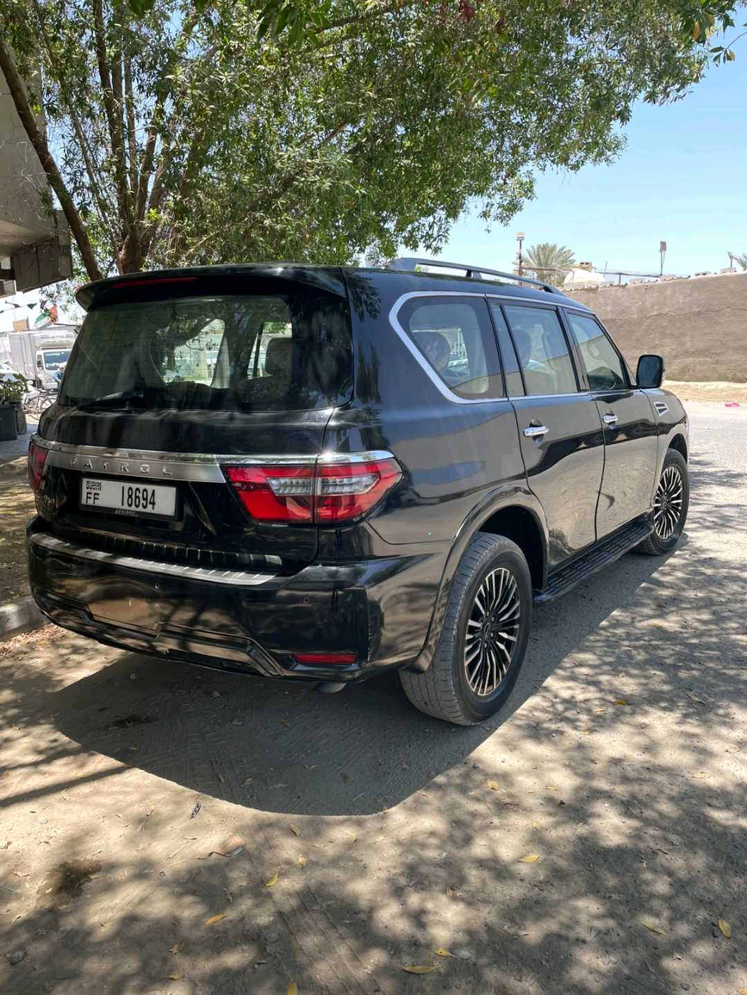 Car Image 2019 NISSAN PATROL