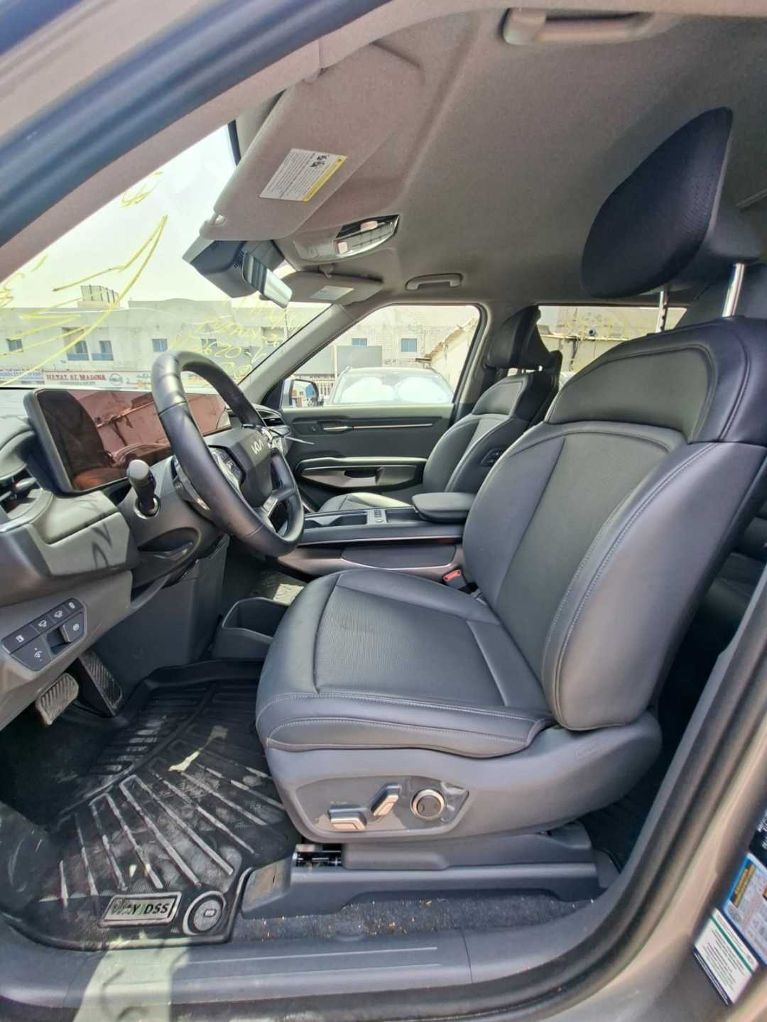Car Image 2025 KIA EV9