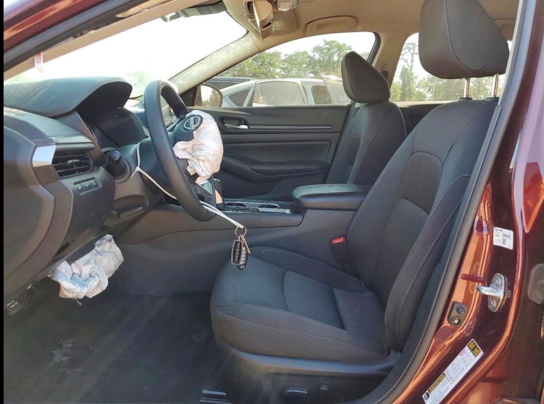 Car Image 2024 NISSAN ALTIMA