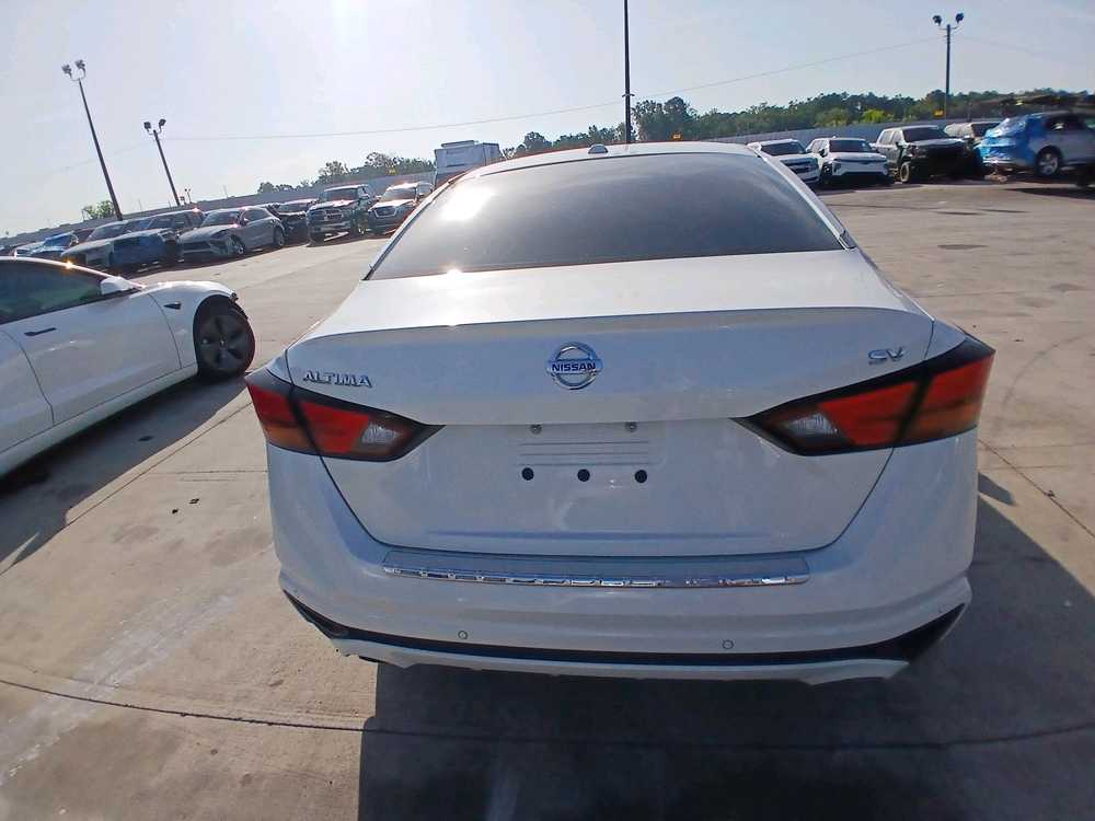 Car Image 2021 NISSAN ALTIMA