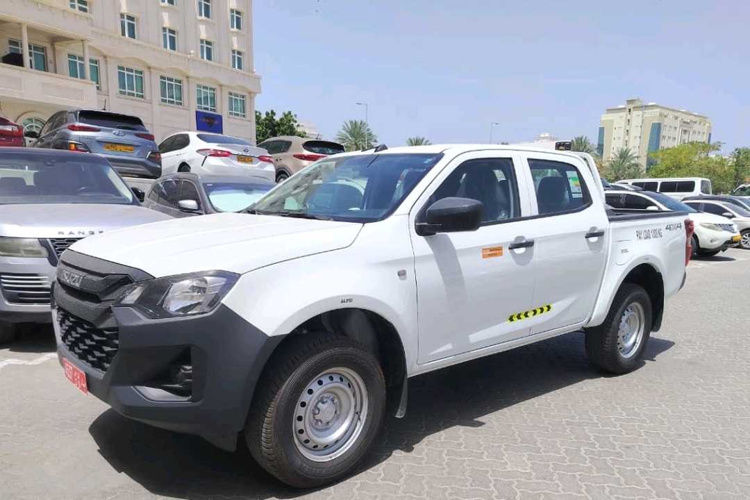 MITSUBISHI L200 2025