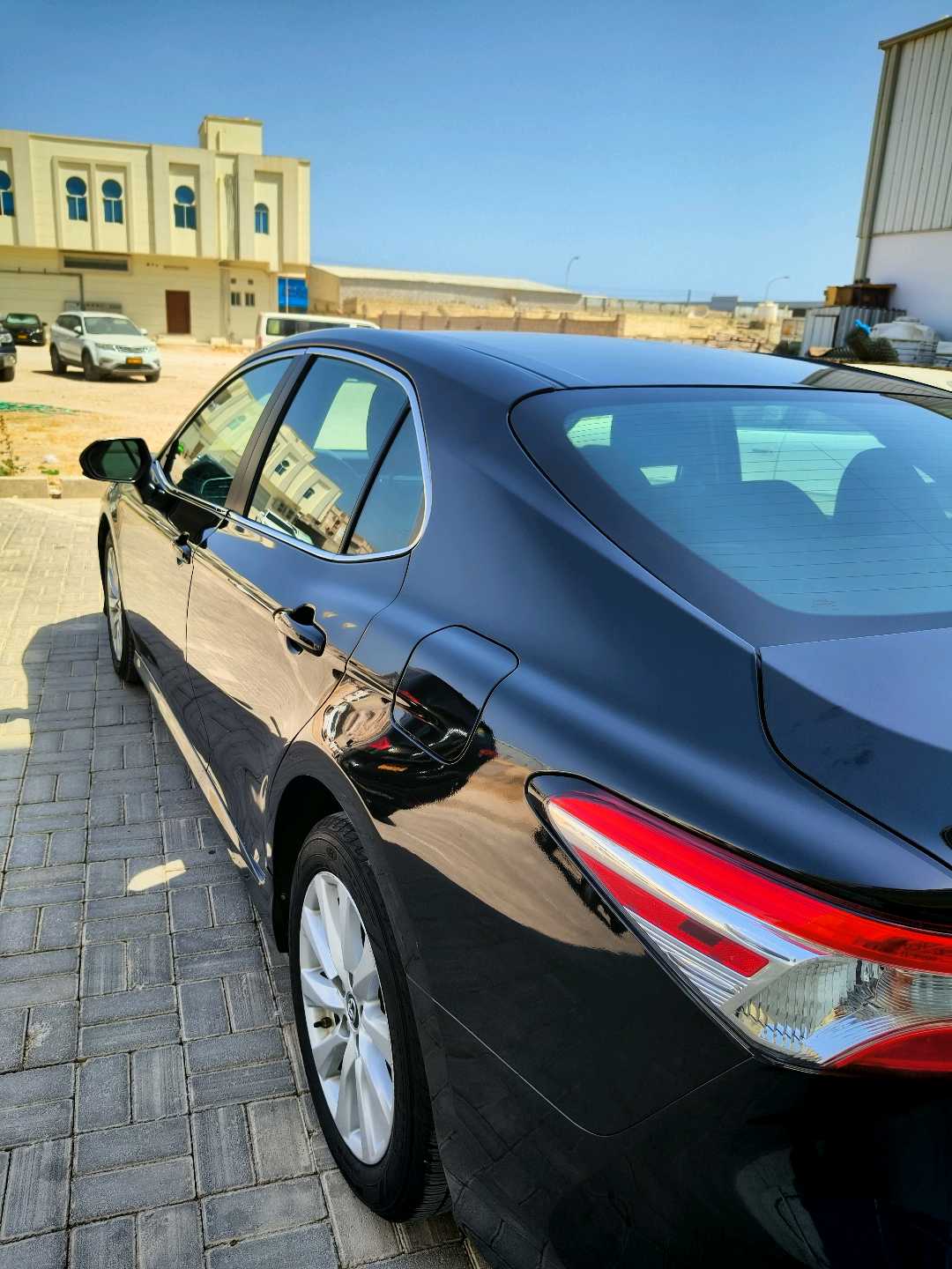 Car Image 2018 TOYOTA CAMRY LE