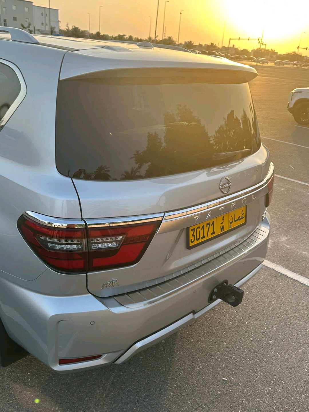 Car Image 2018 NISSAN PATROL 