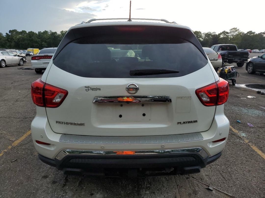 Car Image 2018 NISSAN PATHFINDER