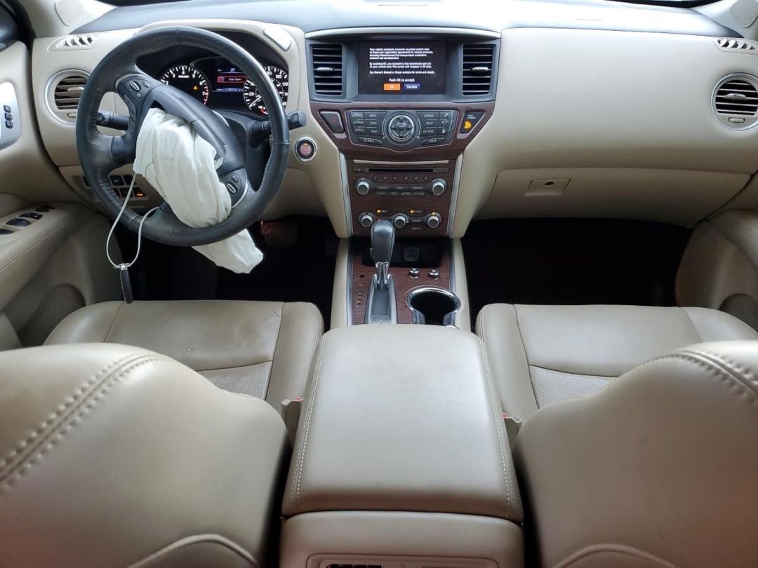 Car Image 2018 NISSAN PATHFINDER