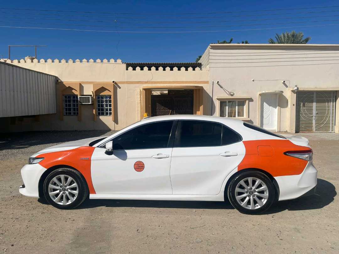 Car Image 2020 TOYOTA CAMRY LE