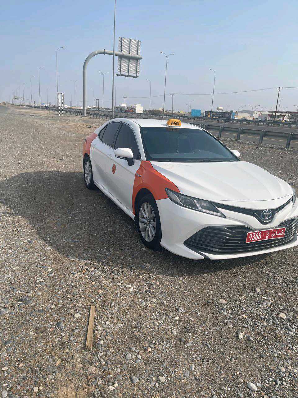 Car Image 2020 TOYOTA CAMRY LE