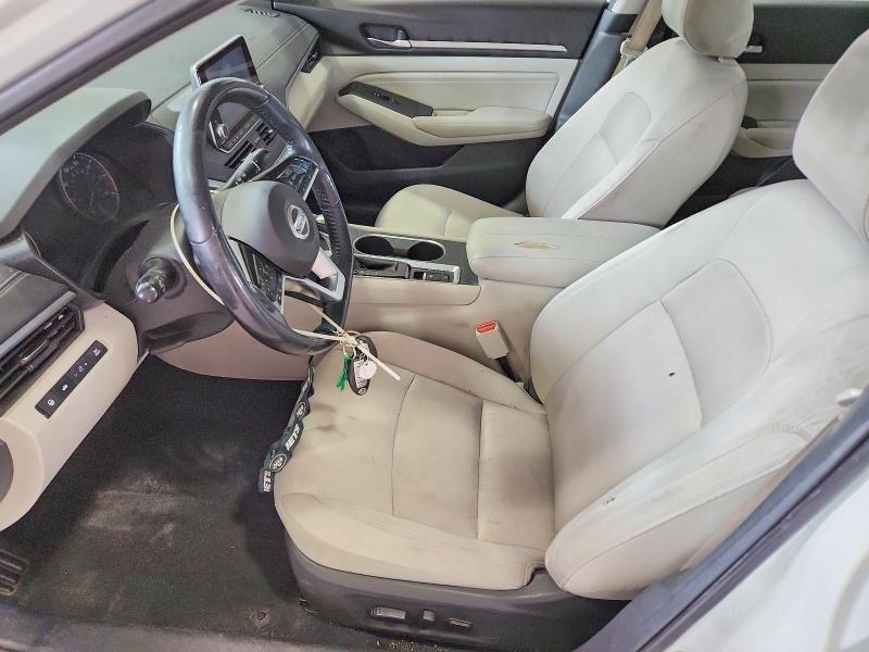 Car Image 2019 NISSAN ALTIMA