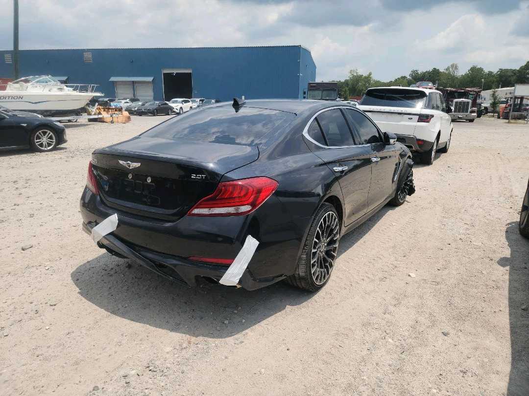 Car Image 2019 GENESIS G70