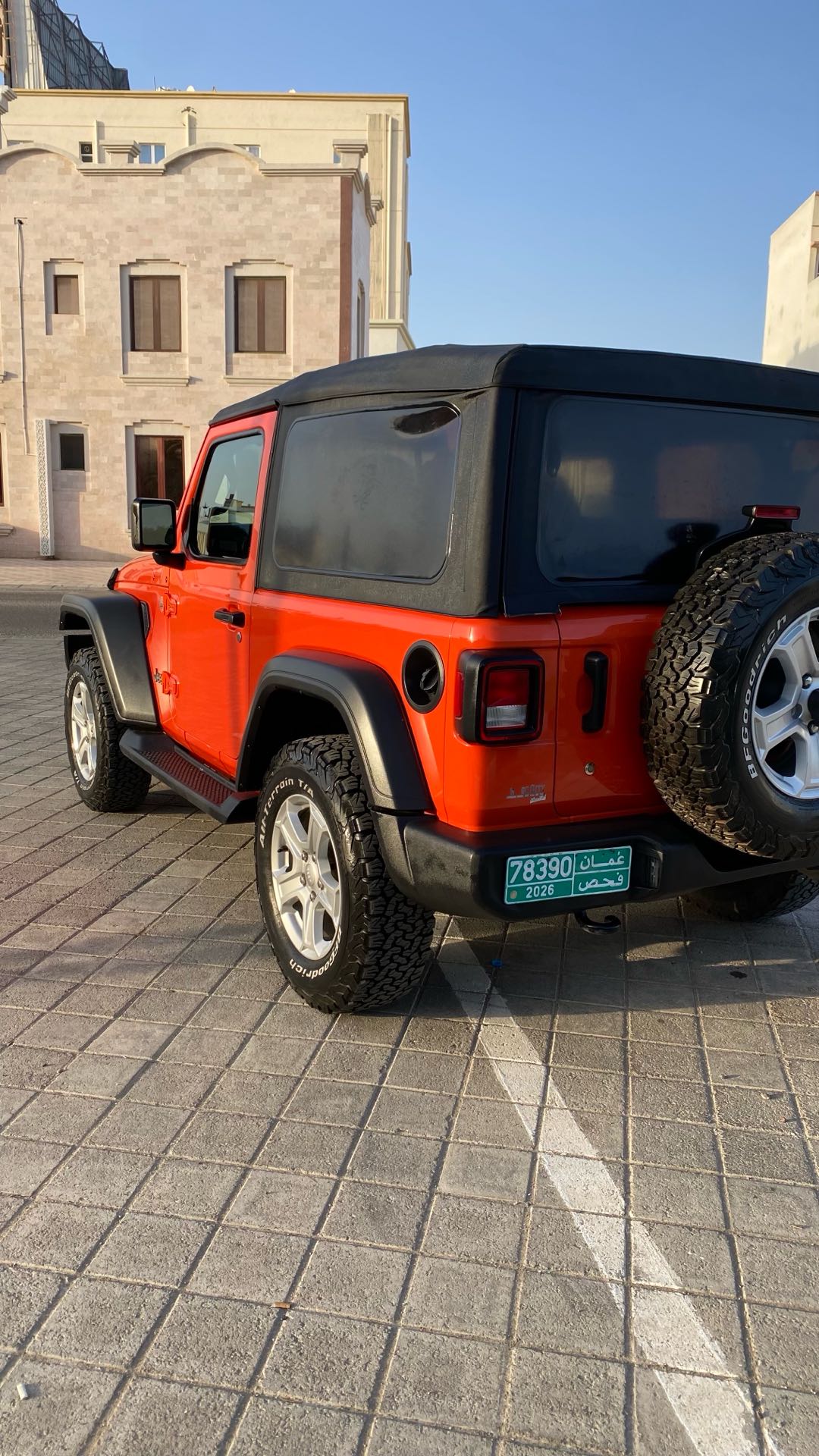 Car Image 2018 JEEP WRANGLER SAHARA