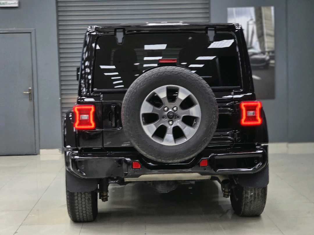 Car Image 2021 JEEP WRANGLER SAHARA