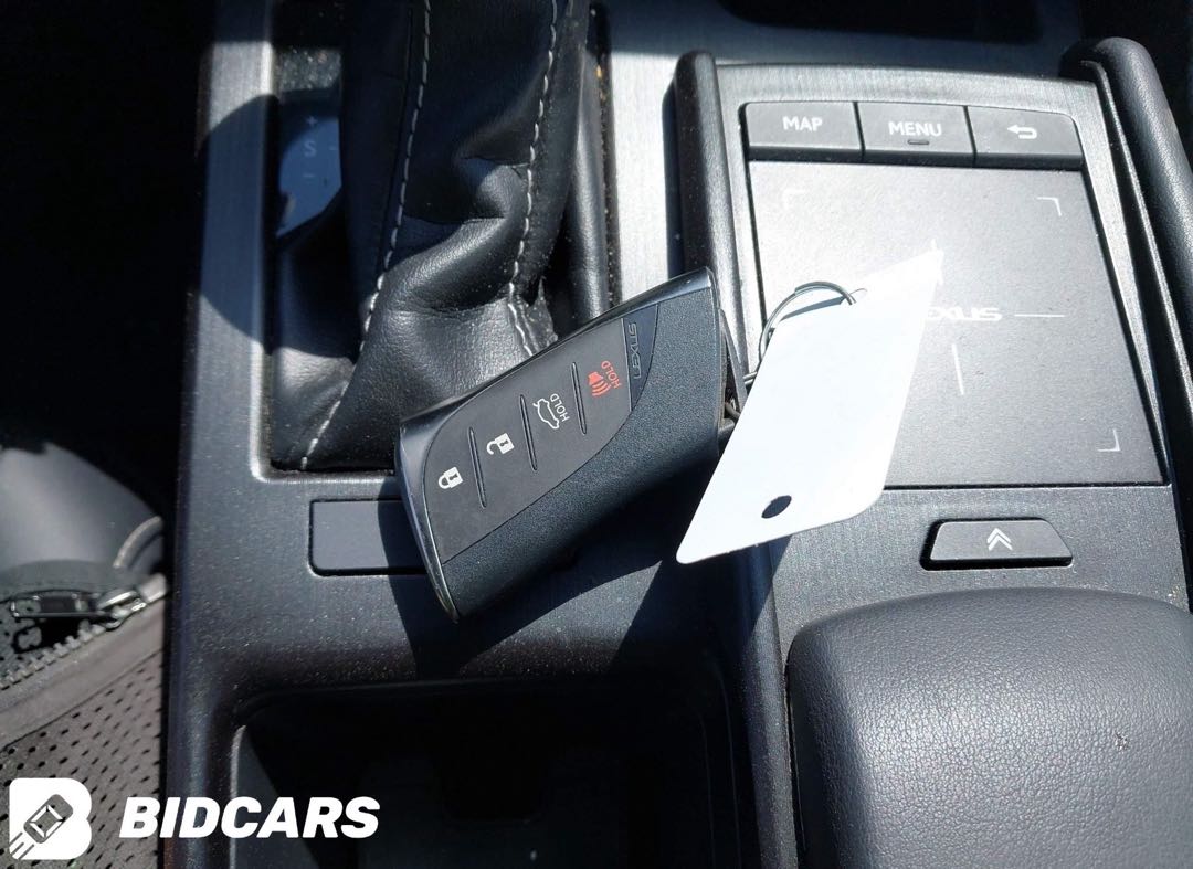 Car Image 2019 LEXUS ES