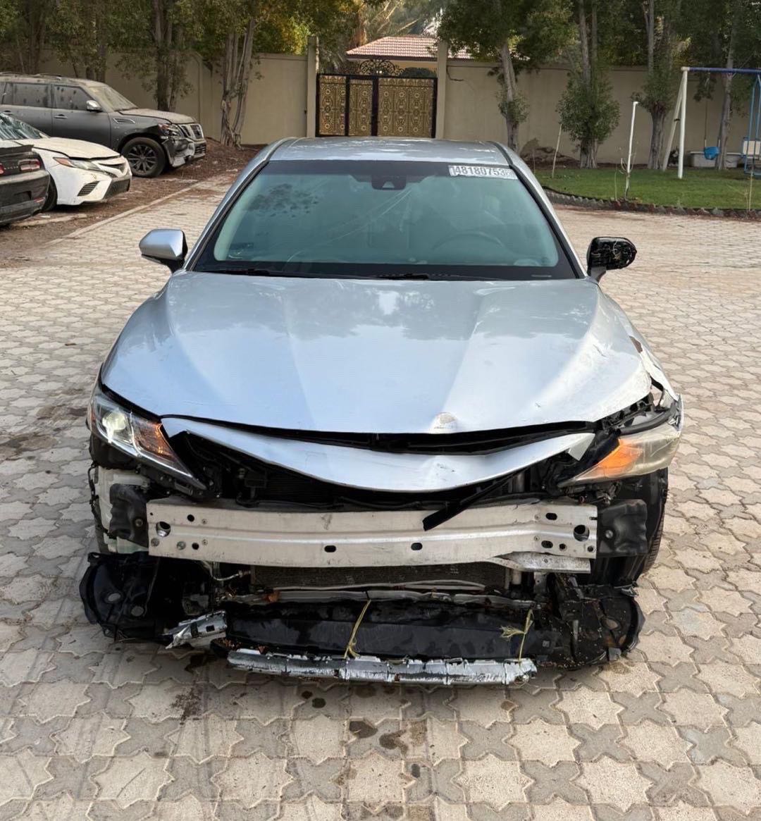 Car Image 2018 TOYOTA CAMRY