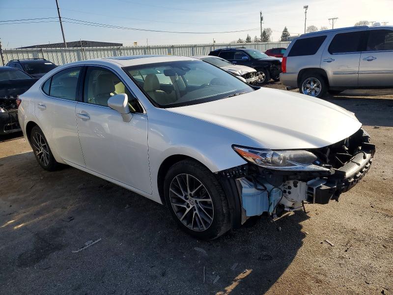 Car Image 2017 LEXUS ES