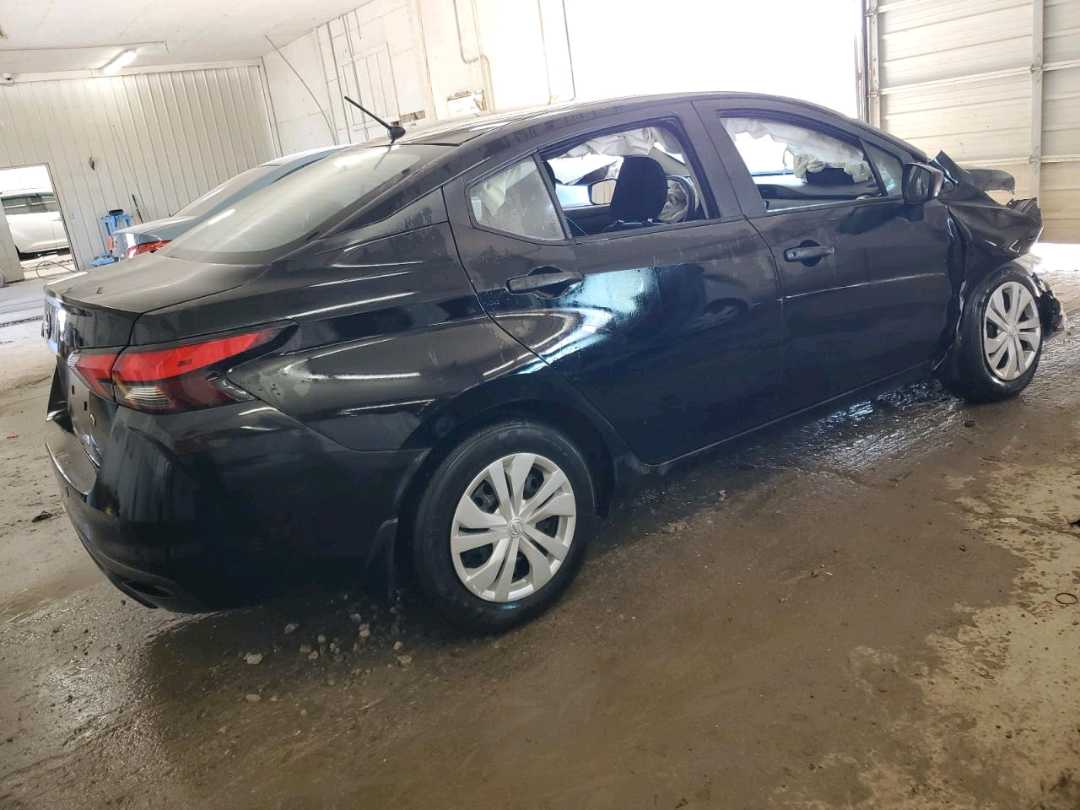 Car Image 2025 NISSAN VERSA