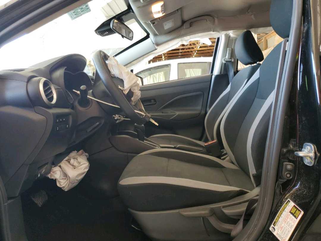 Car Image 2025 NISSAN VERSA