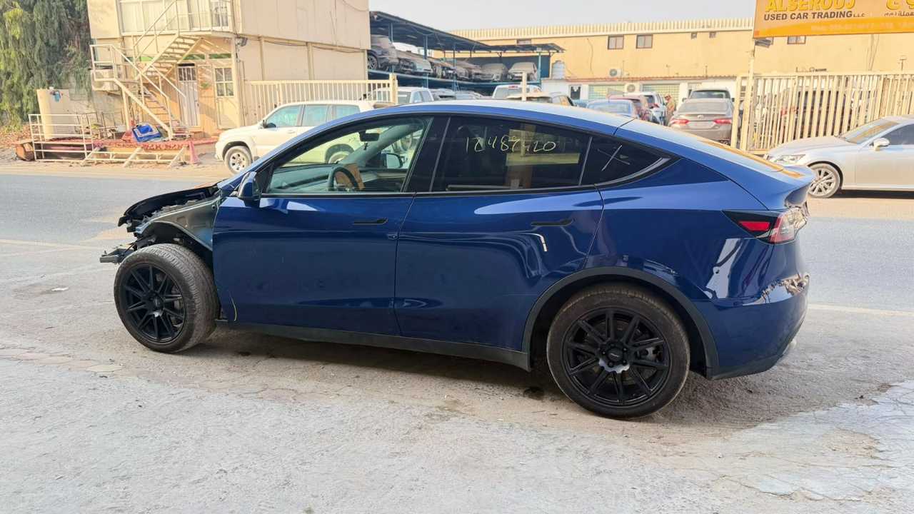 Car Image 2024 TESLA Model Y