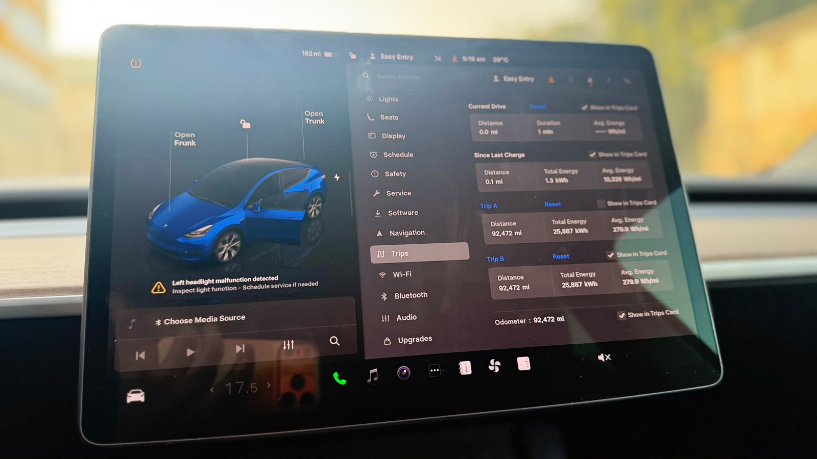 Car Image 2024 TESLA Model Y