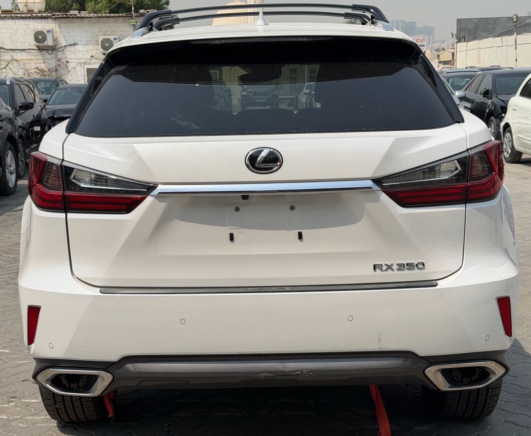 Car Image 2018 LEXUS RX