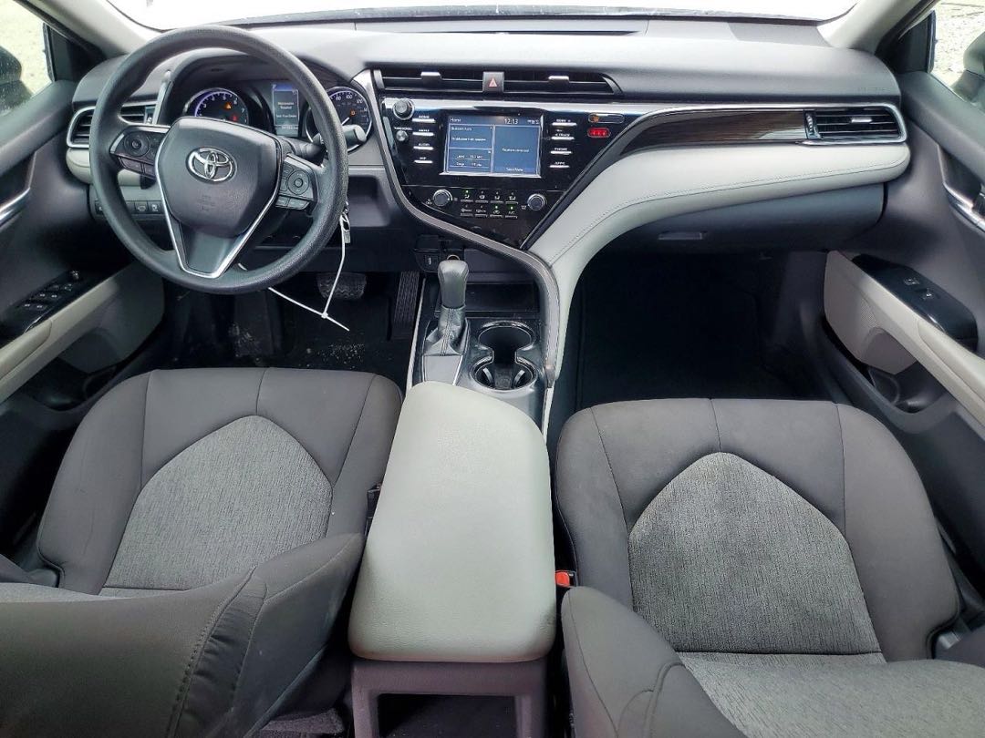 Car Image 2019 TOYOTA CAMRY