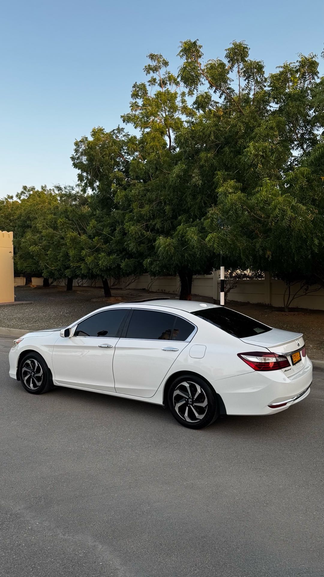 Car Image 2017 HONDA ACCORD EX