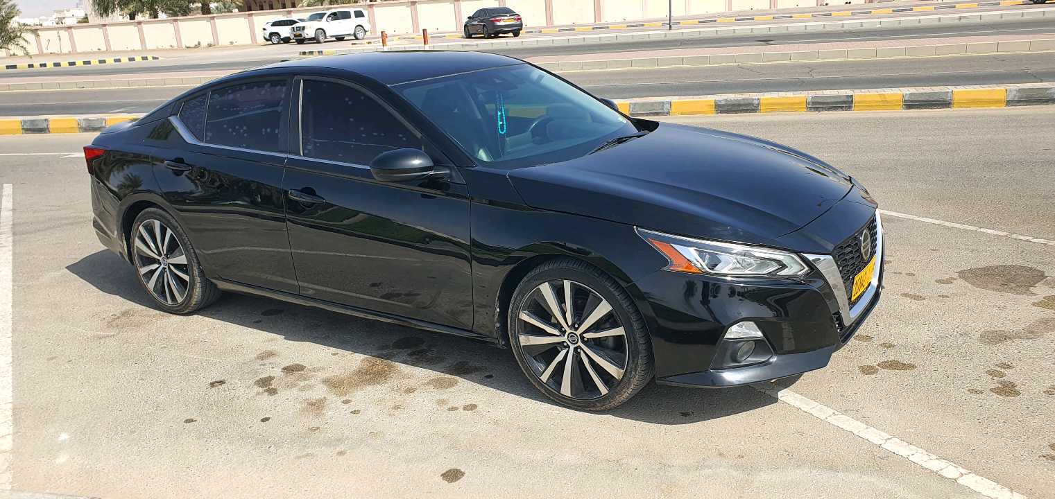 Car Image 2020 NISSAN ALTIMA SR