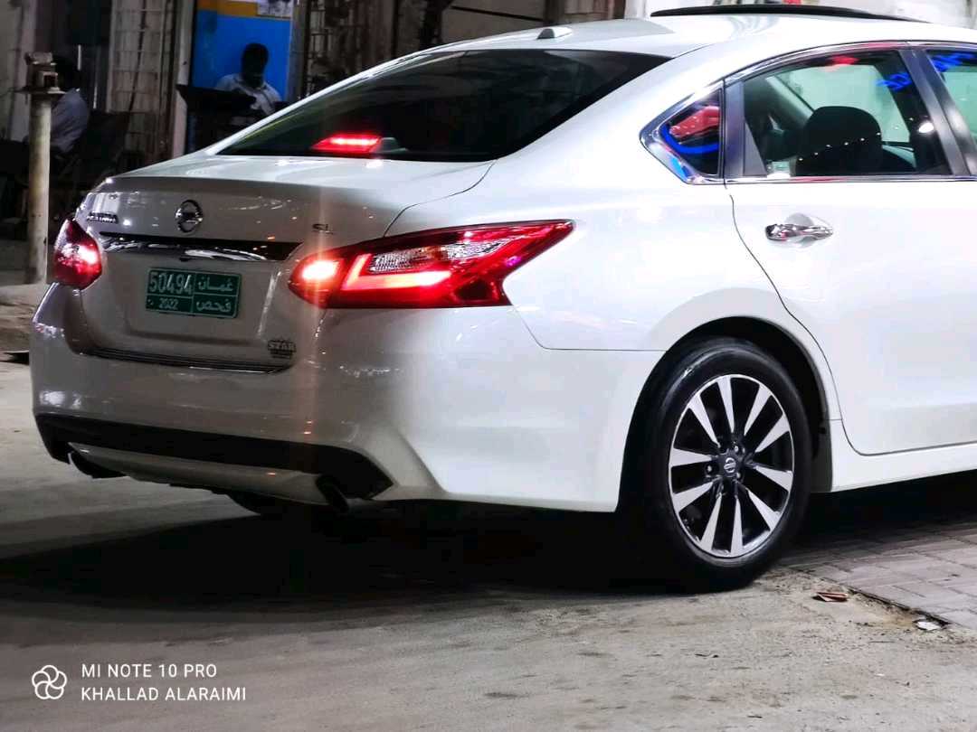 Car Image 2016 NISSAN ALTIMA SL