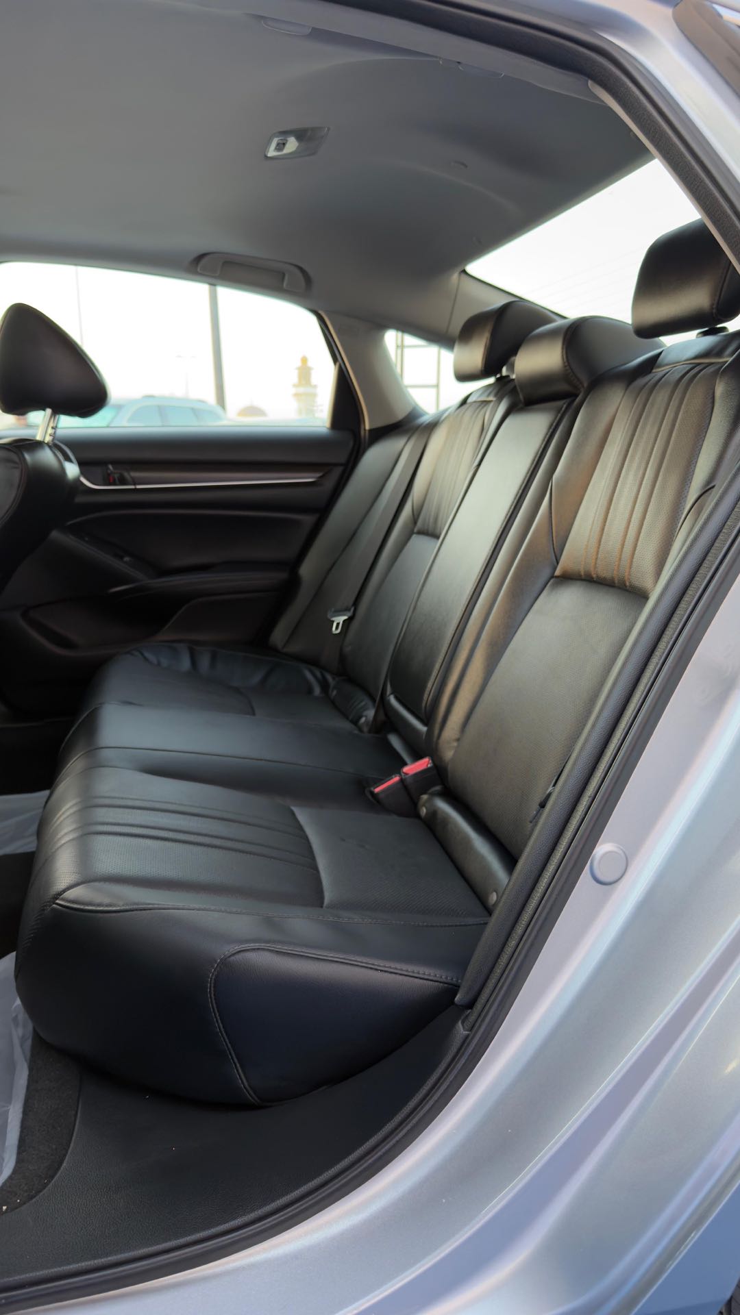 Car Image 2018 HONDA ACCORD TOURING