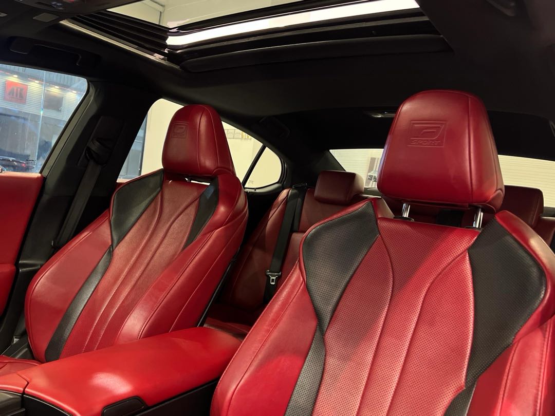 Car Image 2019 LEXUS ES F350